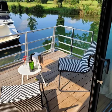 Szálloda La Vinaigrerie Logis