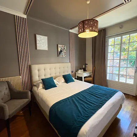 Szálloda La Vinaigrerie Logis 3*