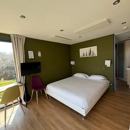 فندق La Vinaigrerie Logis 3*