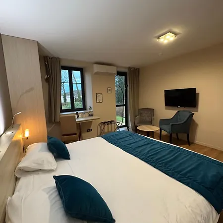 Szálloda La Vinaigrerie Logis