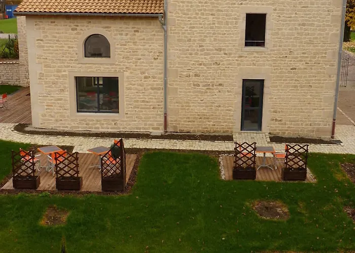 La Vinaigrerie Logis מלון